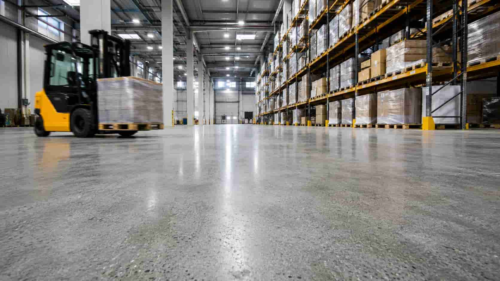 Piso de concreto industrial: ideal para operação pesada